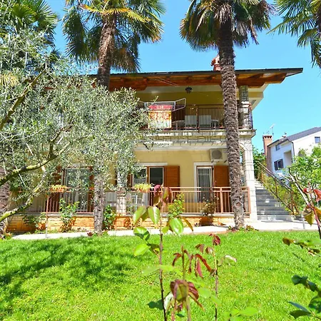 With A - C In Porec-istrien 44265 Apartment *